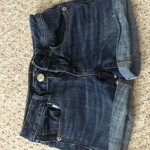 american eagle mid rise shorts
